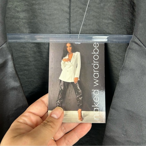 NWT Naked Wardrobe cropped The Statement rhinestone sleeve blazer size: XL - Picture 8 of 11